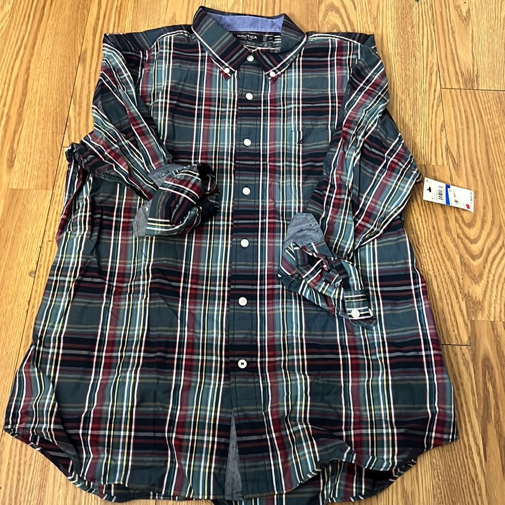 Nautica button up, XL, Plaid, New with tags